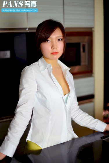 内田彩
